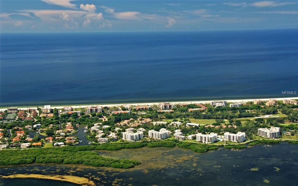 1930 HARBOURSIDE DRIVE, LONGBOAT KEY, Florida 34228, 2 Bedrooms Bedrooms, 4 Rooms Rooms,2 BathroomsBathrooms,Residential,For sale,HARBOURSIDE,A4196719