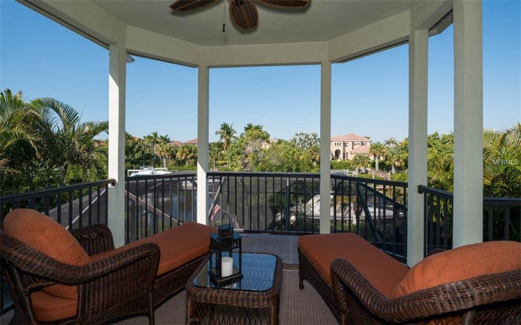 3903 5TH AVENUE NE, BRADENTON, Florida 34208, 3 Bedrooms Bedrooms, 11 Rooms Rooms,3 BathroomsBathrooms,Residential,For sale,5TH,A4202067