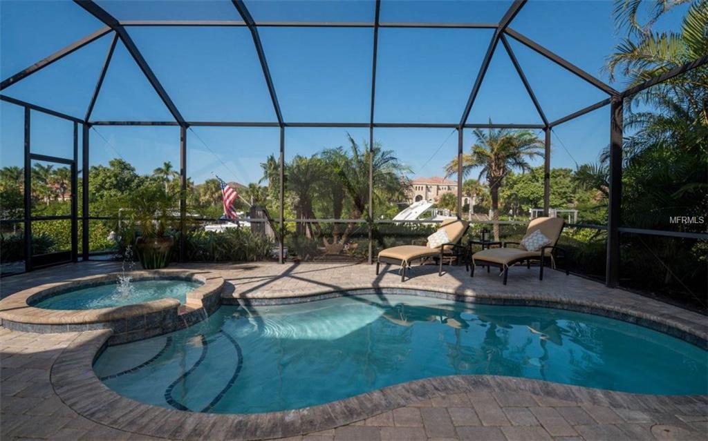 3903 5TH AVENUE NE, BRADENTON, Florida 34208, 3 Bedrooms Bedrooms, 11 Rooms Rooms,3 BathroomsBathrooms,Residential,For sale,5TH,A4202067