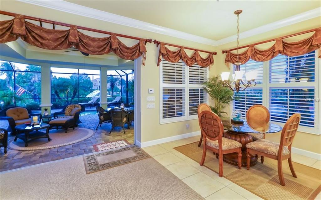 3903 5TH AVENUE NE, BRADENTON, Florida 34208, 3 Bedrooms Bedrooms, 11 Rooms Rooms,3 BathroomsBathrooms,Residential,For sale,5TH,A4202067