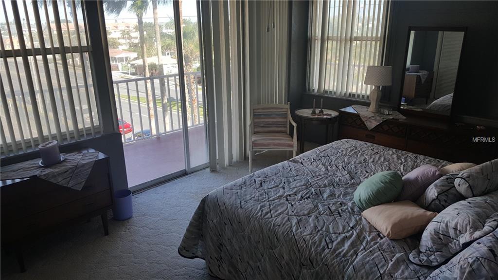 16400 GULF BOULEVARD, NORTH REDINGTON BEACH, Florida 33708, 2 Bedrooms Bedrooms, 3 Rooms Rooms,1 BathroomBathrooms,Residential,For sale,GULF,U7845179