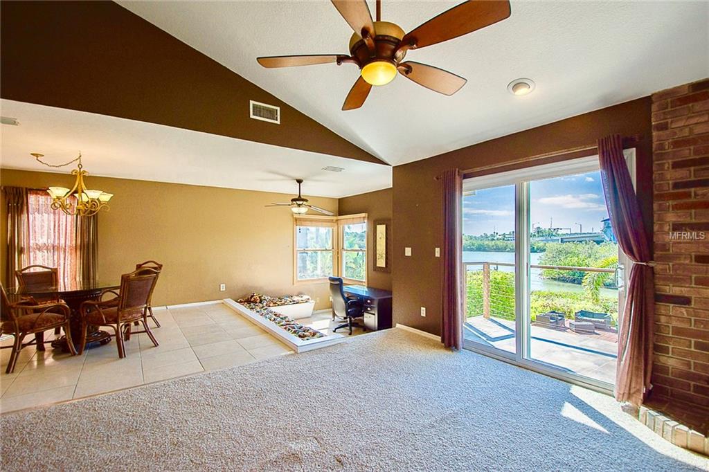 323 6TH AVENUE, INDIAN ROCKS BEACH, Florida 33785, 3 Bedrooms Bedrooms, 3 Rooms Rooms,2 BathroomsBathrooms,Residential,For sale,6TH,U7845710