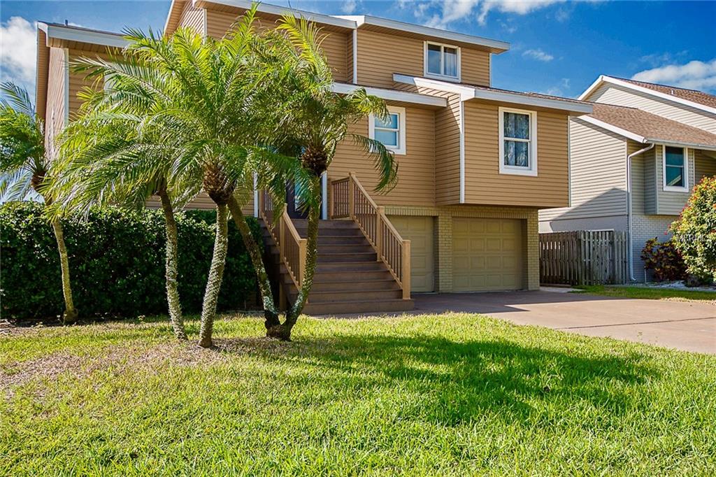 323 6TH AVENUE, INDIAN ROCKS BEACH, Florida 33785, 3 Bedrooms Bedrooms, 3 Rooms Rooms,2 BathroomsBathrooms,Residential,For sale,6TH,U7845710