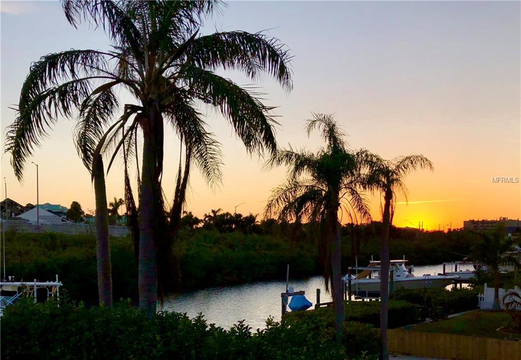 323 6TH AVENUE, INDIAN ROCKS BEACH, Florida 33785, 3 Bedrooms Bedrooms, 3 Rooms Rooms,2 BathroomsBathrooms,Residential,For sale,6TH,U7845710