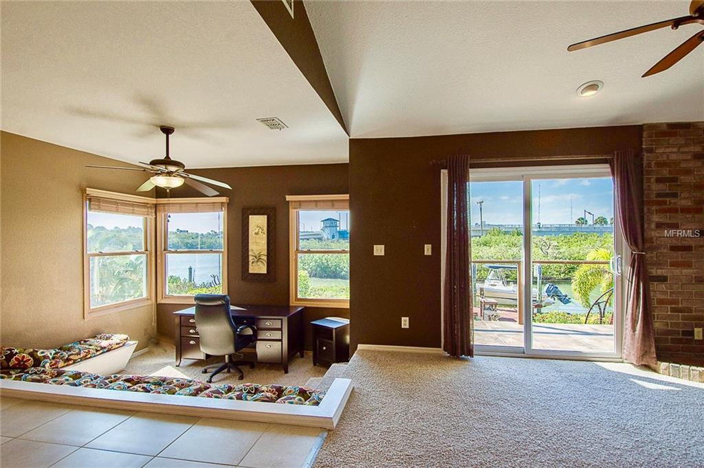 323 6TH AVENUE, INDIAN ROCKS BEACH, Florida 33785, 3 Bedrooms Bedrooms, 3 Rooms Rooms,2 BathroomsBathrooms,Residential,For sale,6TH,U7845710