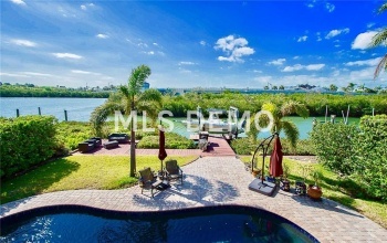 323 6TH AVENUE, INDIAN ROCKS BEACH, Florida 33785, 3 Bedrooms Bedrooms, 3 Rooms Rooms,2 BathroomsBathrooms,Residential,For sale,6TH,U7845710