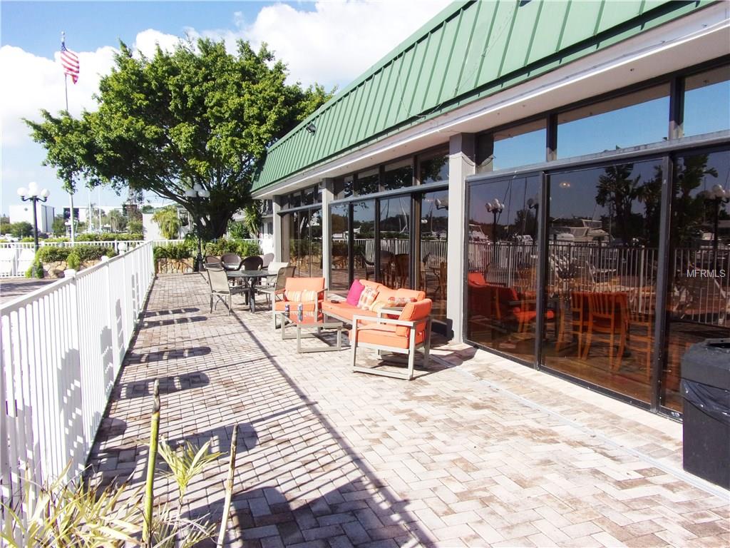 7150 N TAMIAMI TRAIL, SARASOTA, Florida 34243, 1 Bedroom Bedrooms, 3 Rooms Rooms,1 BathroomBathrooms,Residential,For sale,TAMIAMI,A4209184