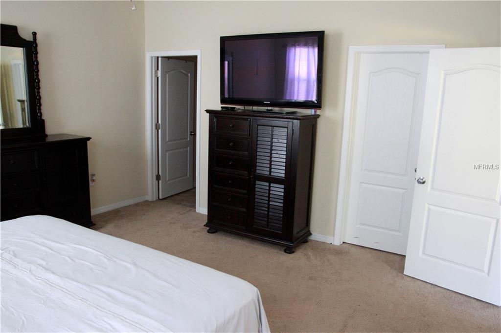 2037 LYNAH AVENUE, APOPKA, Florida 32703, 4 Bedrooms Bedrooms, 3 Rooms Rooms,3 BathroomsBathrooms,Residential,For sale,LYNAH,O5561163