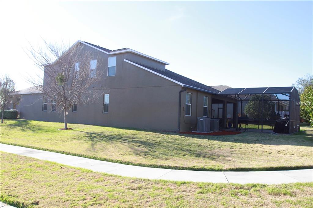 2037 LYNAH AVENUE, APOPKA, Florida 32703, 4 Bedrooms Bedrooms, 3 Rooms Rooms,3 BathroomsBathrooms,Residential,For sale,LYNAH,O5561163