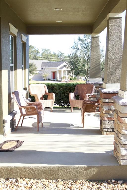 2037 LYNAH AVENUE, APOPKA, Florida 32703, 4 Bedrooms Bedrooms, 3 Rooms Rooms,3 BathroomsBathrooms,Residential,For sale,LYNAH,O5561163