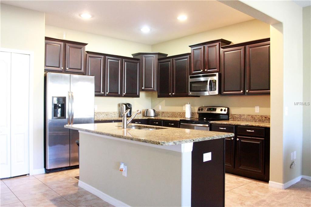 2037 LYNAH AVENUE, APOPKA, Florida 32703, 4 Bedrooms Bedrooms, 3 Rooms Rooms,3 BathroomsBathrooms,Residential,For sale,LYNAH,O5561163