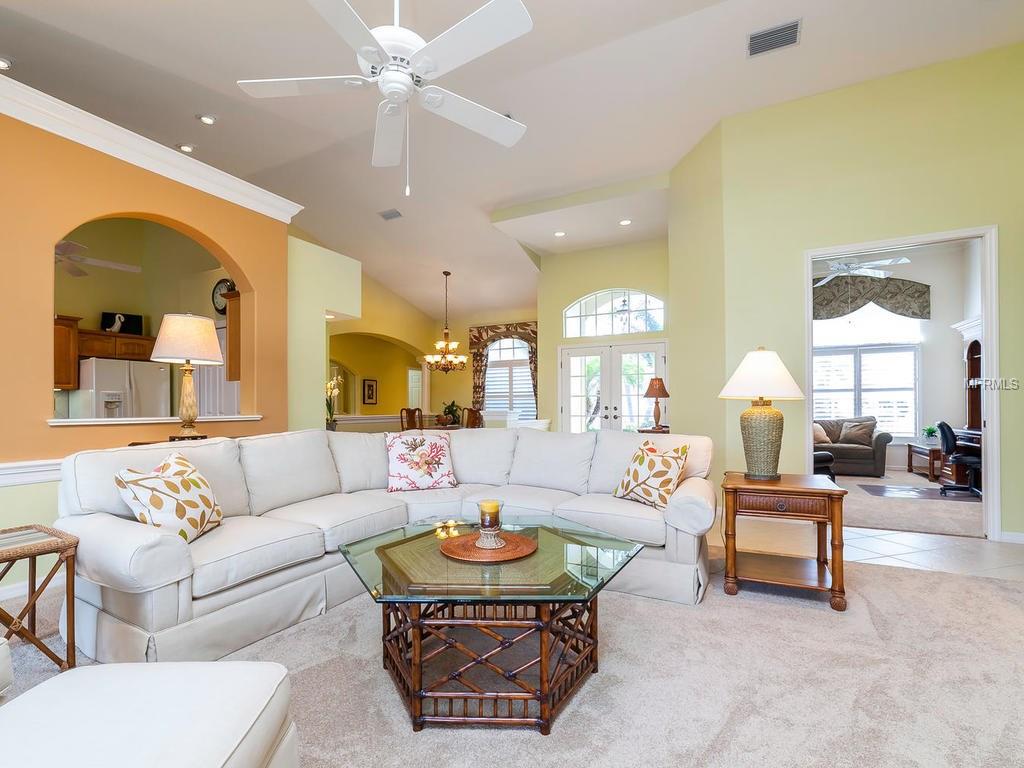 953 CHICKADEE DRIVE, VENICE, Florida 34285, 3 Bedrooms Bedrooms, 8 Rooms Rooms,3 BathroomsBathrooms,Residential,For sale,CHICKADEE,N5916369