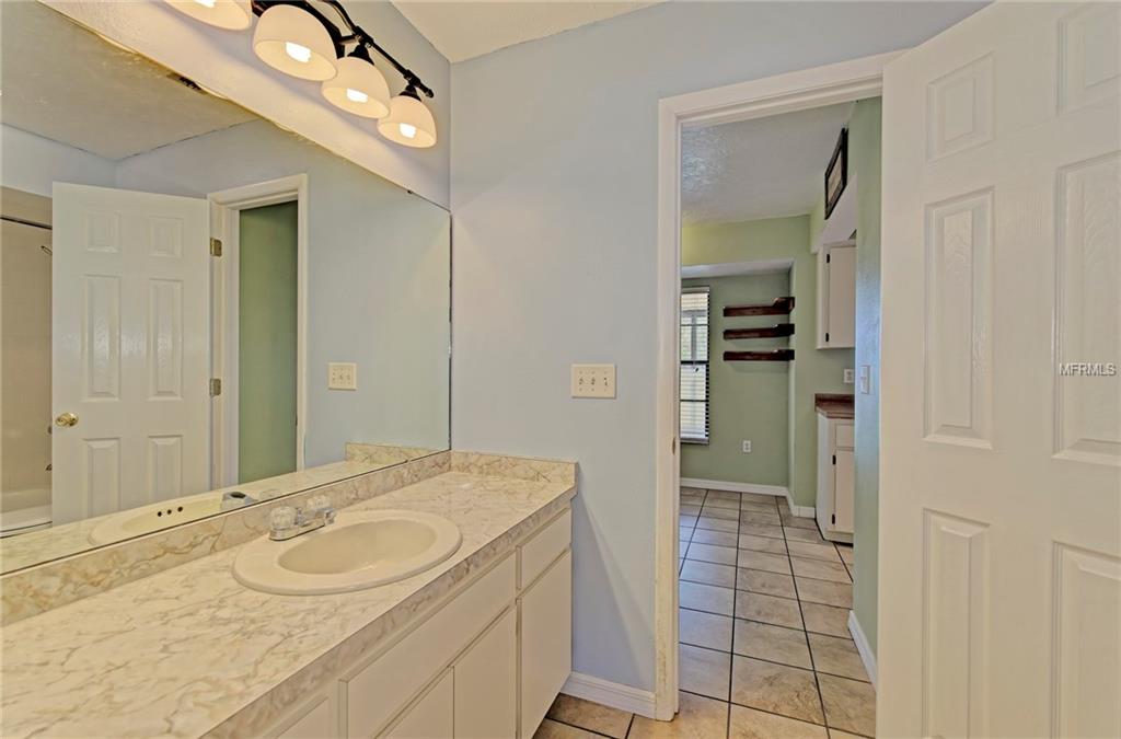 819 44TH AVENUE E, ELLENTON, Florida 34222, 2 Bedrooms Bedrooms, 6 Rooms Rooms,2 BathroomsBathrooms,Residential,For sale,44TH,A4209869