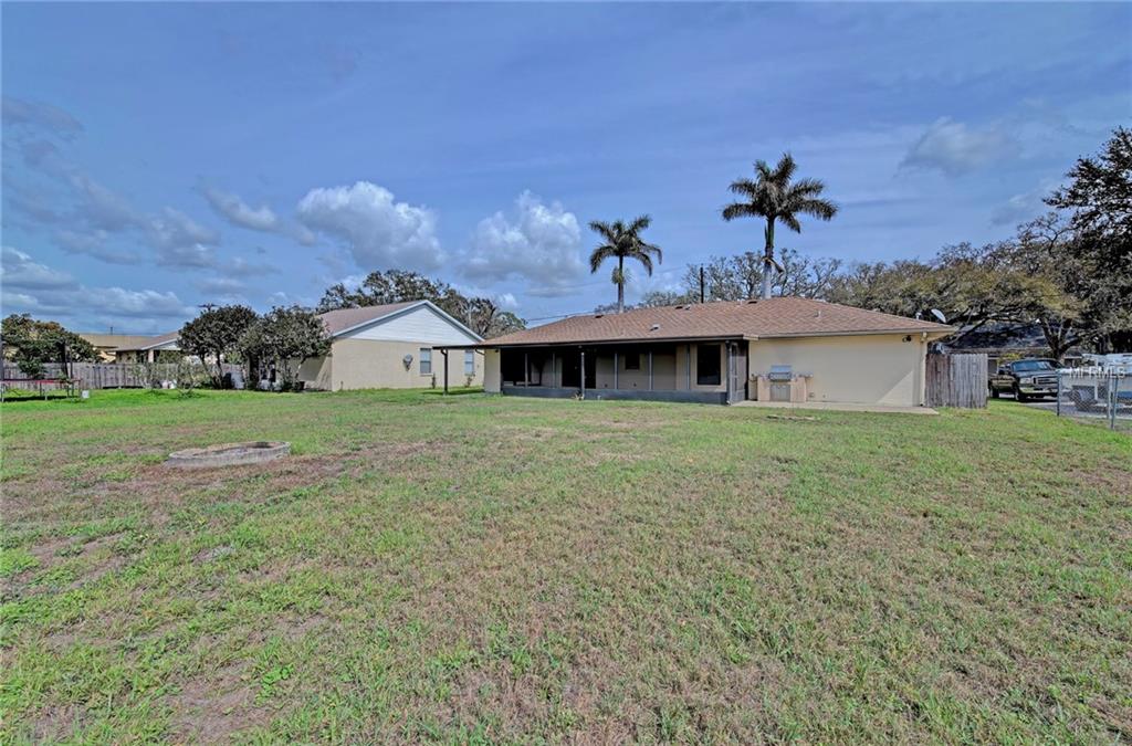 819 44TH AVENUE E, ELLENTON, Florida 34222, 2 Bedrooms Bedrooms, 6 Rooms Rooms,2 BathroomsBathrooms,Residential,For sale,44TH,A4209869