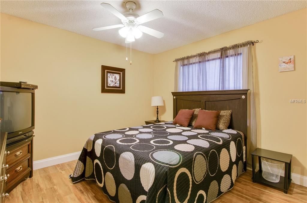 1539 TWIN PALMS LOOP, LUTZ, Florida 33559, 4 Bedrooms Bedrooms, 8 Rooms Rooms,2 BathroomsBathrooms,Residential,For sale,TWIN PALMS,T2928567