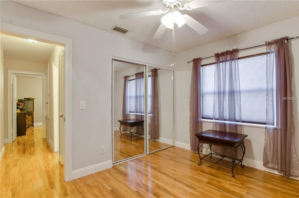 1539 TWIN PALMS LOOP, LUTZ, Florida 33559, 4 Bedrooms Bedrooms, 8 Rooms Rooms,2 BathroomsBathrooms,Residential,For sale,TWIN PALMS,T2928567