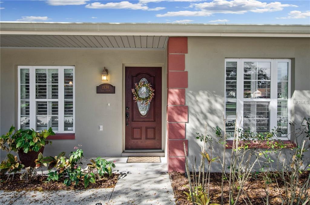 1539 TWIN PALMS LOOP, LUTZ, Florida 33559, 4 Bedrooms Bedrooms, 8 Rooms Rooms,2 BathroomsBathrooms,Residential,For sale,TWIN PALMS,T2928567