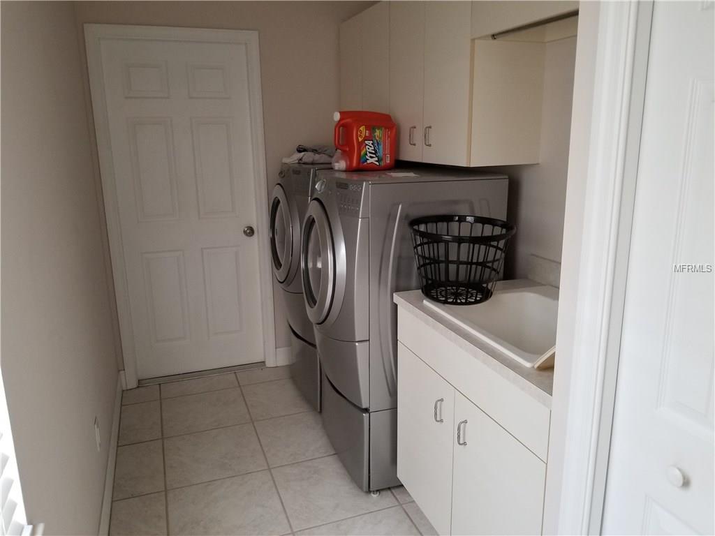 197 VALENCIA LAKES DRIVE, VENICE, Florida 34292, 3 Bedrooms Bedrooms, 6 Rooms Rooms,3 BathroomsBathrooms,Residential,For sale,VALENCIA LAKES,N5915142