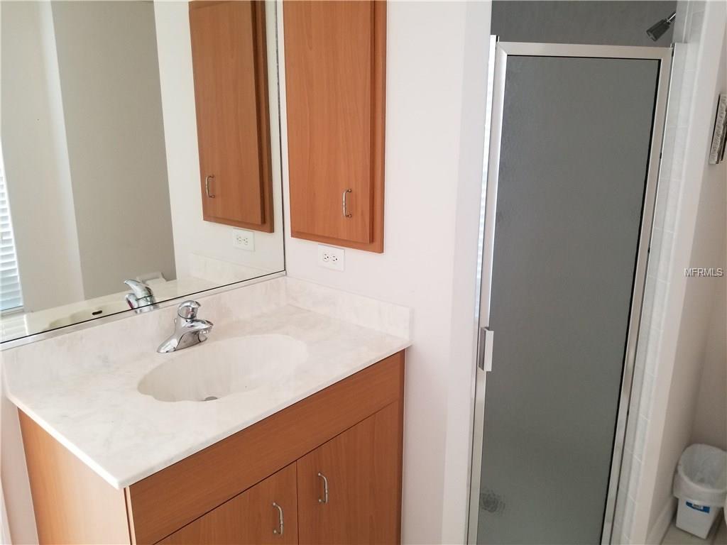 197 VALENCIA LAKES DRIVE, VENICE, Florida 34292, 3 Bedrooms Bedrooms, 6 Rooms Rooms,3 BathroomsBathrooms,Residential,For sale,VALENCIA LAKES,N5915142