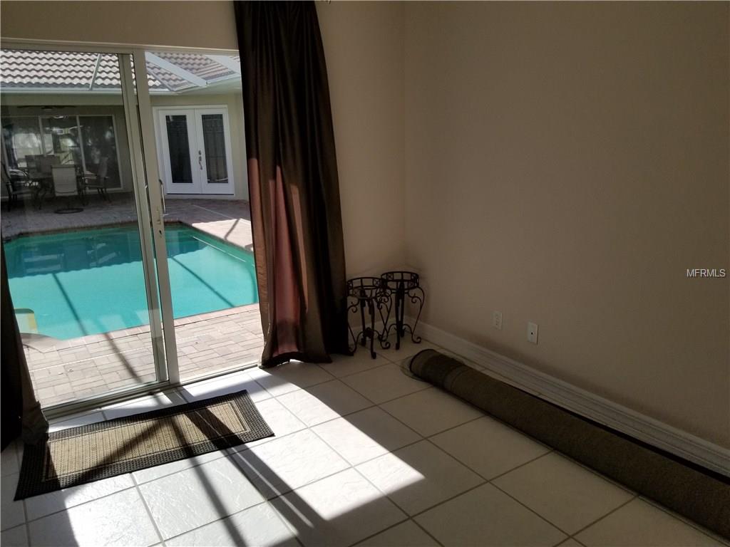 197 VALENCIA LAKES DRIVE, VENICE, Florida 34292, 3 Bedrooms Bedrooms, 6 Rooms Rooms,3 BathroomsBathrooms,Residential,For sale,VALENCIA LAKES,N5915142