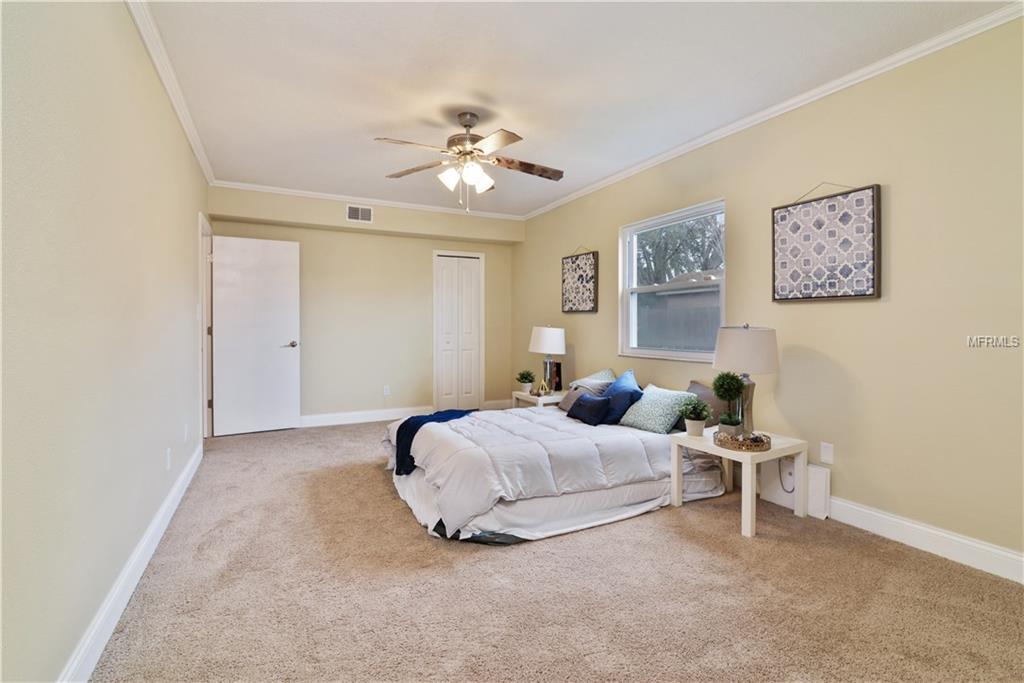 1521 SUGARWOOD CIRCLE, WINTER PARK, Florida 32792, 4 Bedrooms Bedrooms, 7 Rooms Rooms,4 BathroomsBathrooms,Residential,For sale,SUGARWOOD,S4855517