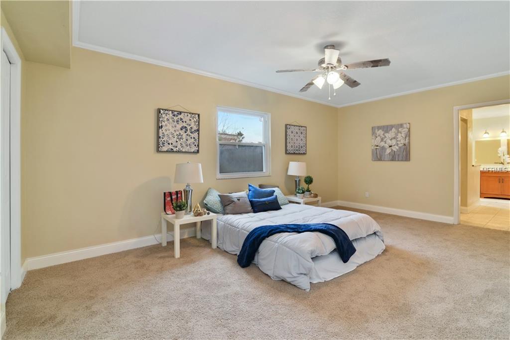 1521 SUGARWOOD CIRCLE, WINTER PARK, Florida 32792, 4 Bedrooms Bedrooms, 7 Rooms Rooms,4 BathroomsBathrooms,Residential,For sale,SUGARWOOD,S4855517