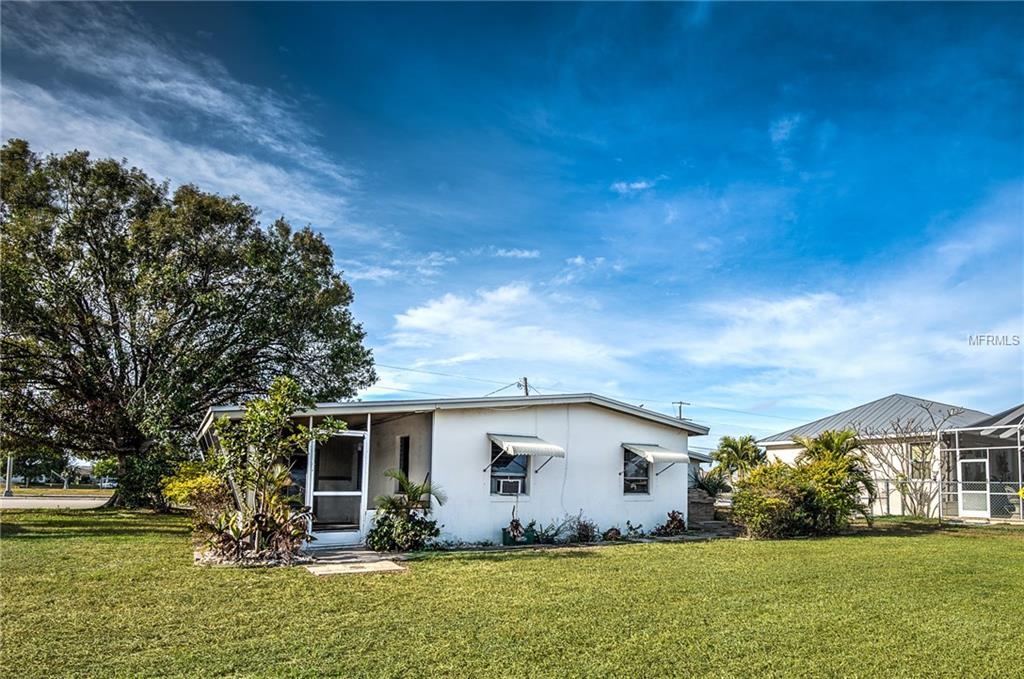 21288 EDGEWATER DRIVE, PORT CHARLOTTE, Florida 33952, 3 Bedrooms Bedrooms, 8 Rooms Rooms,1 BathroomBathrooms,Residential,For sale,EDGEWATER,C7248227