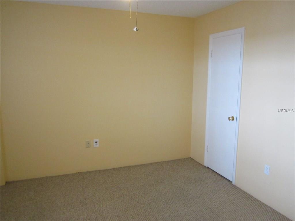 6800 20TH AVENUE N, ST PETERSBURG, Florida 33710, 2 Bedrooms Bedrooms, 6 Rooms Rooms,2 BathroomsBathrooms,Residential,For sale,20TH,U7846089