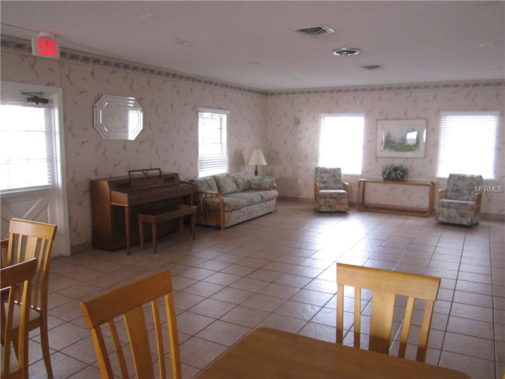 6800 20TH AVENUE N, ST PETERSBURG, Florida 33710, 2 Bedrooms Bedrooms, 6 Rooms Rooms,2 BathroomsBathrooms,Residential,For sale,20TH,U7846089