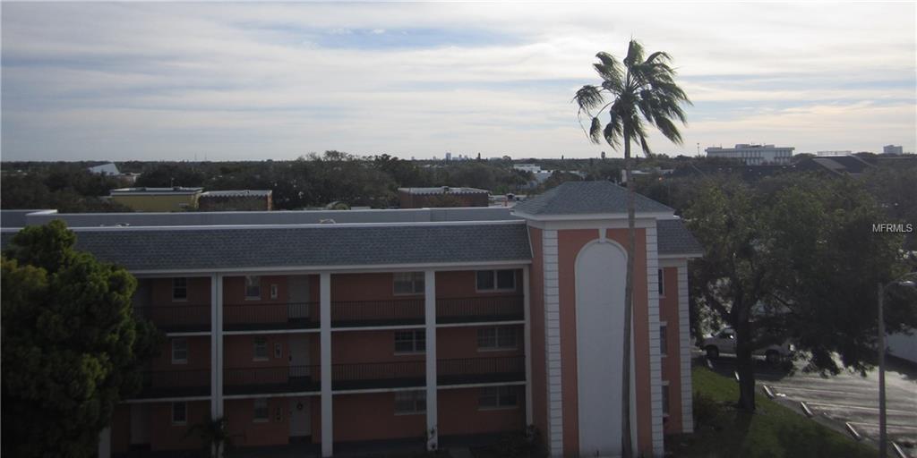 6800 20TH AVENUE N, ST PETERSBURG, Florida 33710, 2 Bedrooms Bedrooms, 6 Rooms Rooms,2 BathroomsBathrooms,Residential,For sale,20TH,U7846089