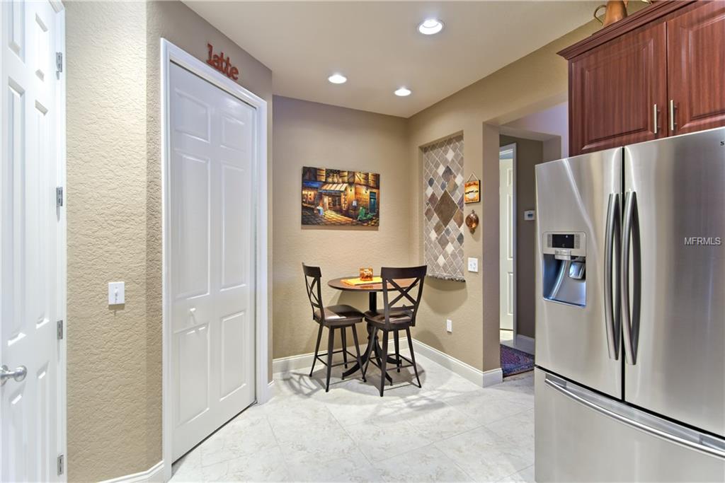 2904 MISSION LAKES DRIVE, LAKELAND, Florida 33803, 3 Bedrooms Bedrooms, 6 Rooms Rooms,2 BathroomsBathrooms,Residential,For sale,MISSION LAKES,L4725358