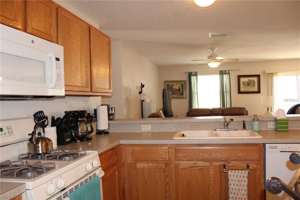 2583 HIALEAH AVE, THE VILLAGES, Florida 32162, 2 Bedrooms Bedrooms, 5 Rooms Rooms,2 BathroomsBathrooms,Residential,For sale,HIALEAH AVE,G4852579