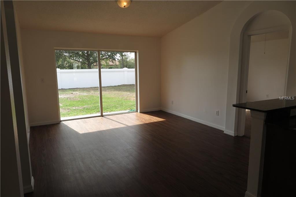 11809 BRENFORD CREST DRIVE, RIVERVIEW, Florida 33579, 3 Bedrooms Bedrooms, 3 Rooms Rooms,2 BathroomsBathrooms,Residential,For sale,BRENFORD CREST,T2928002