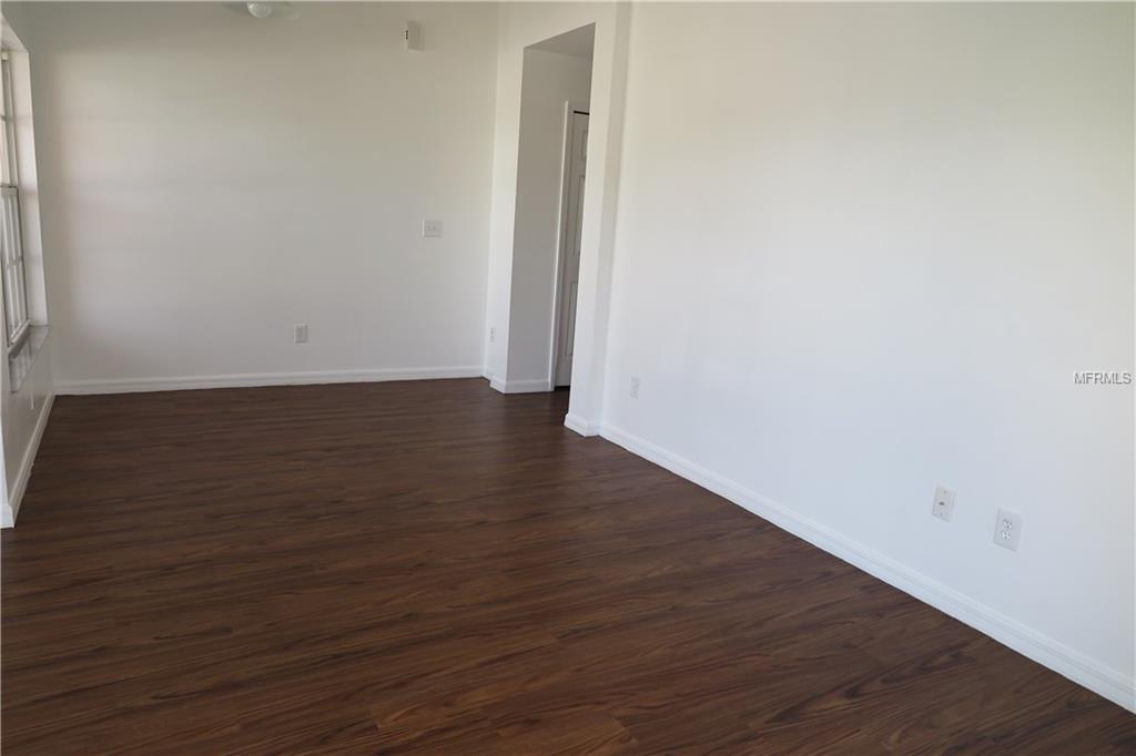 11809 BRENFORD CREST DRIVE, RIVERVIEW, Florida 33579, 3 Bedrooms Bedrooms, 3 Rooms Rooms,2 BathroomsBathrooms,Residential,For sale,BRENFORD CREST,T2928002