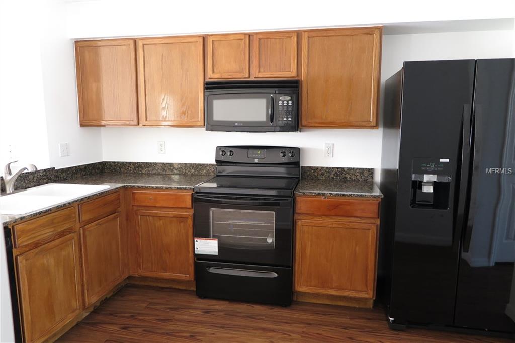 11809 BRENFORD CREST DRIVE, RIVERVIEW, Florida 33579, 3 Bedrooms Bedrooms, 3 Rooms Rooms,2 BathroomsBathrooms,Residential,For sale,BRENFORD CREST,T2928002