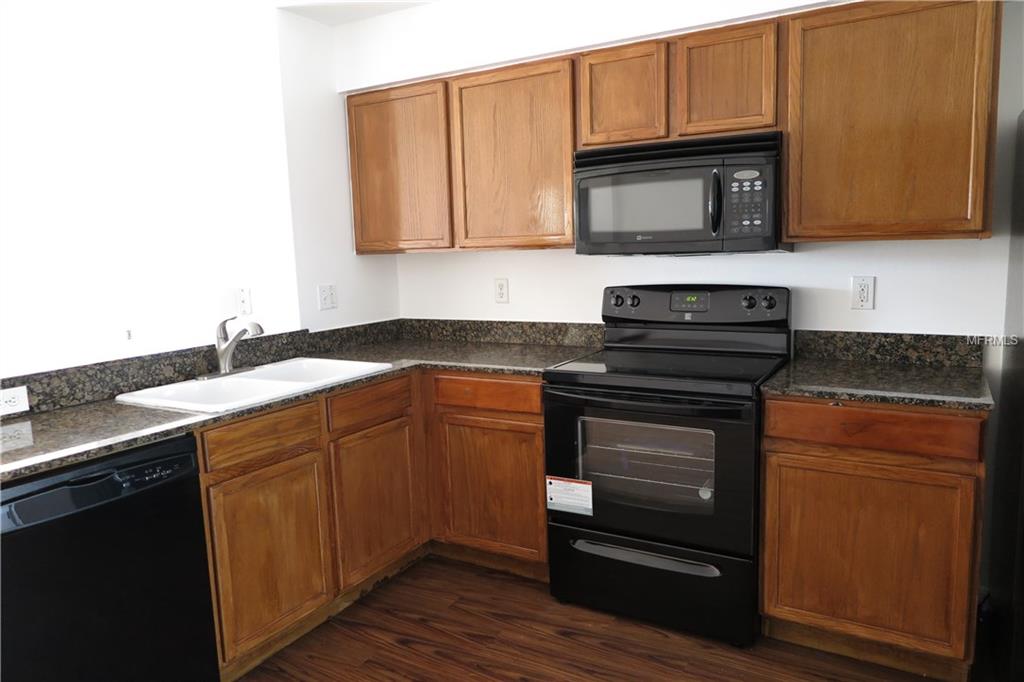 11809 BRENFORD CREST DRIVE, RIVERVIEW, Florida 33579, 3 Bedrooms Bedrooms, 3 Rooms Rooms,2 BathroomsBathrooms,Residential,For sale,BRENFORD CREST,T2928002