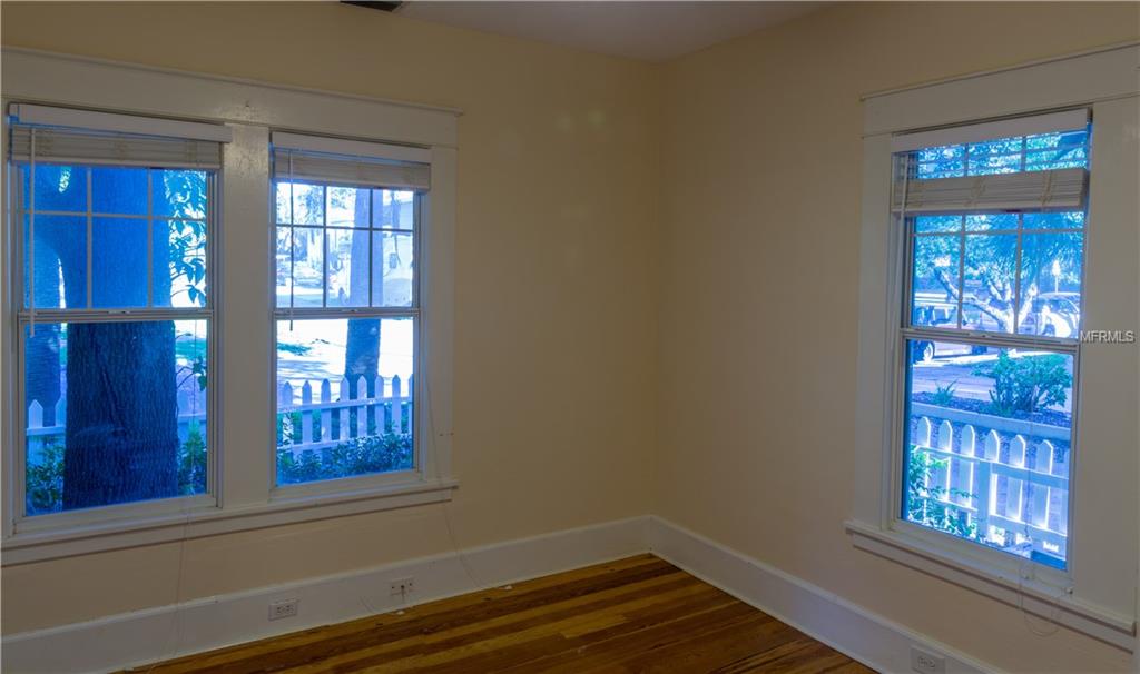 1224 CHERRY STREET NE, ST PETERSBURG, Florida 33701, 3 Bedrooms Bedrooms, 7 Rooms Rooms,3 BathroomsBathrooms,Residential,For sale,CHERRY,T2928189