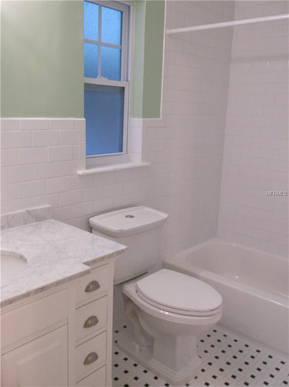 1224 CHERRY STREET NE, ST PETERSBURG, Florida 33701, 3 Bedrooms Bedrooms, 7 Rooms Rooms,3 BathroomsBathrooms,Residential,For sale,CHERRY,T2928189