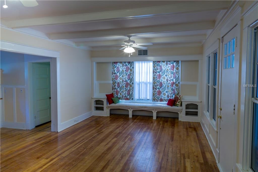 1224 CHERRY STREET NE, ST PETERSBURG, Florida 33701, 3 Bedrooms Bedrooms, 7 Rooms Rooms,3 BathroomsBathrooms,Residential,For sale,CHERRY,T2928189