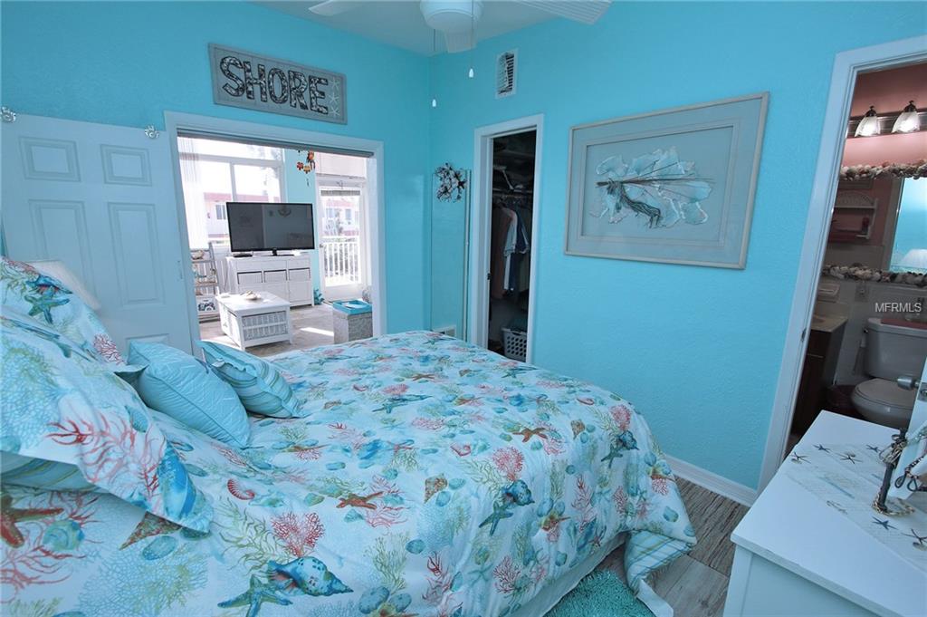 1834 SHORE DRIVE S, SOUTH PASADENA, Florida 33707, 1 Bedroom Bedrooms, 3 Rooms Rooms,1 BathroomBathrooms,Residential,For sale,SHORE,U7847602