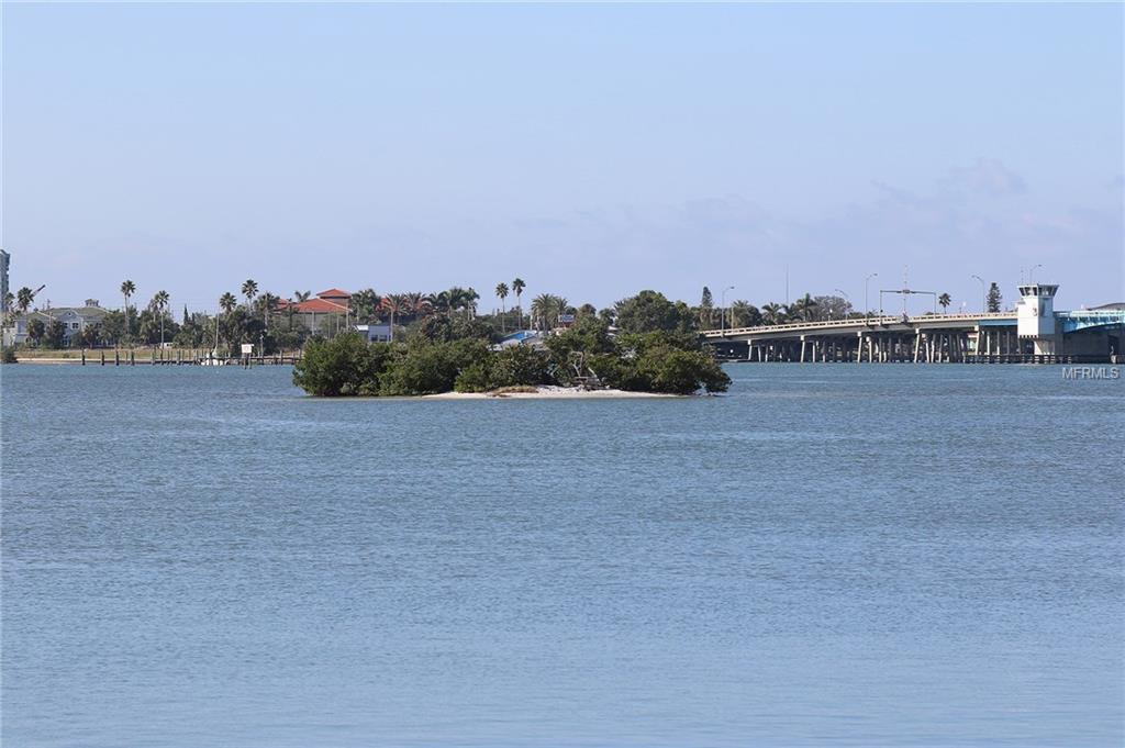 1834 SHORE DRIVE S, SOUTH PASADENA, Florida 33707, 1 Bedroom Bedrooms, 3 Rooms Rooms,1 BathroomBathrooms,Residential,For sale,SHORE,U7847602