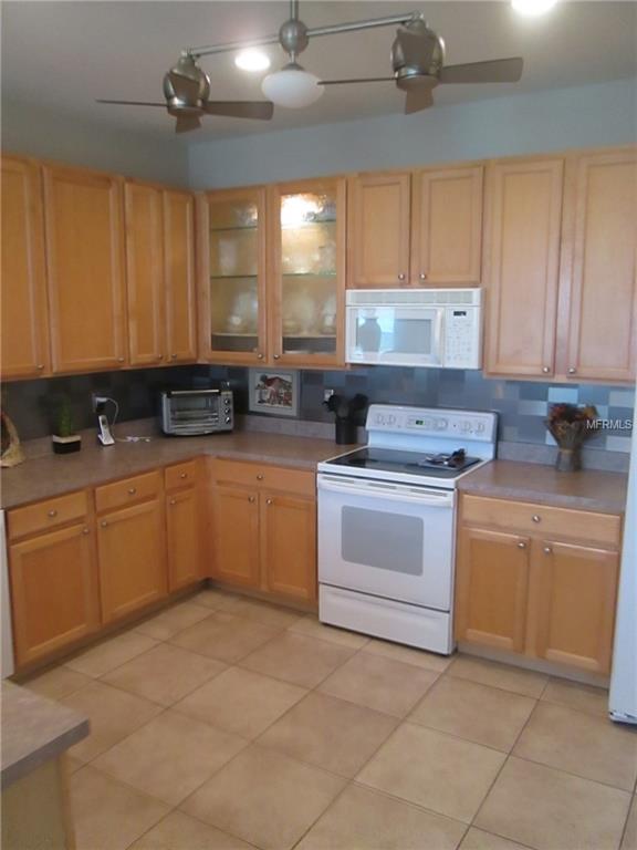 7024 OLD TABBY CIRCLE, LAKEWOOD RANCH, Florida 34202, 3 Bedrooms Bedrooms, 5 Rooms Rooms,2 BathroomsBathrooms,Residential,For sale,OLD TABBY,A4196735