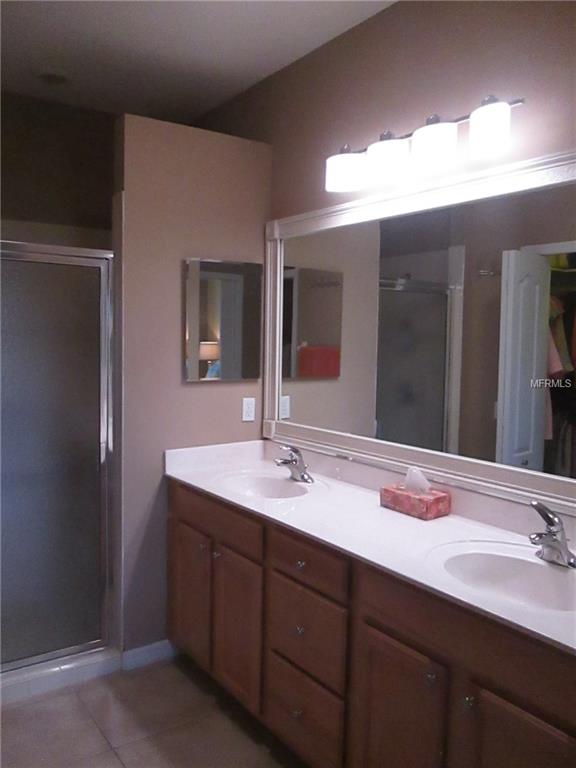 7024 OLD TABBY CIRCLE, LAKEWOOD RANCH, Florida 34202, 3 Bedrooms Bedrooms, 5 Rooms Rooms,2 BathroomsBathrooms,Residential,For sale,OLD TABBY,A4196735