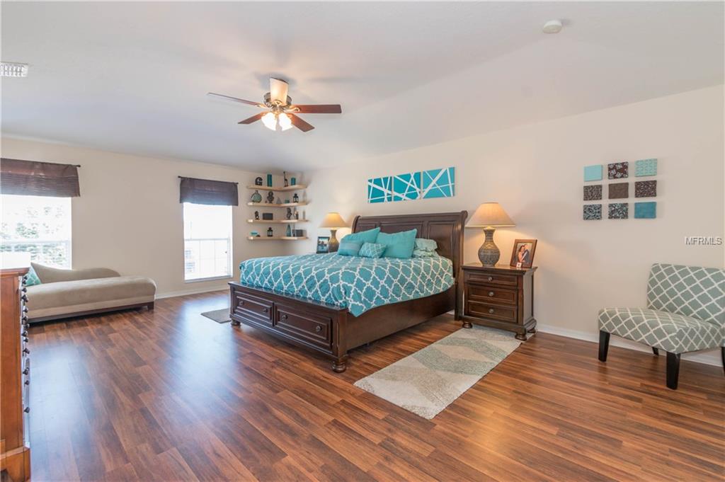 333 FISH HAWK DRIVE, WINTER HAVEN, Florida 33884, 6 Bedrooms Bedrooms, 11 Rooms Rooms,4 BathroomsBathrooms,Residential,For sale,FISH HAWK,P4718031