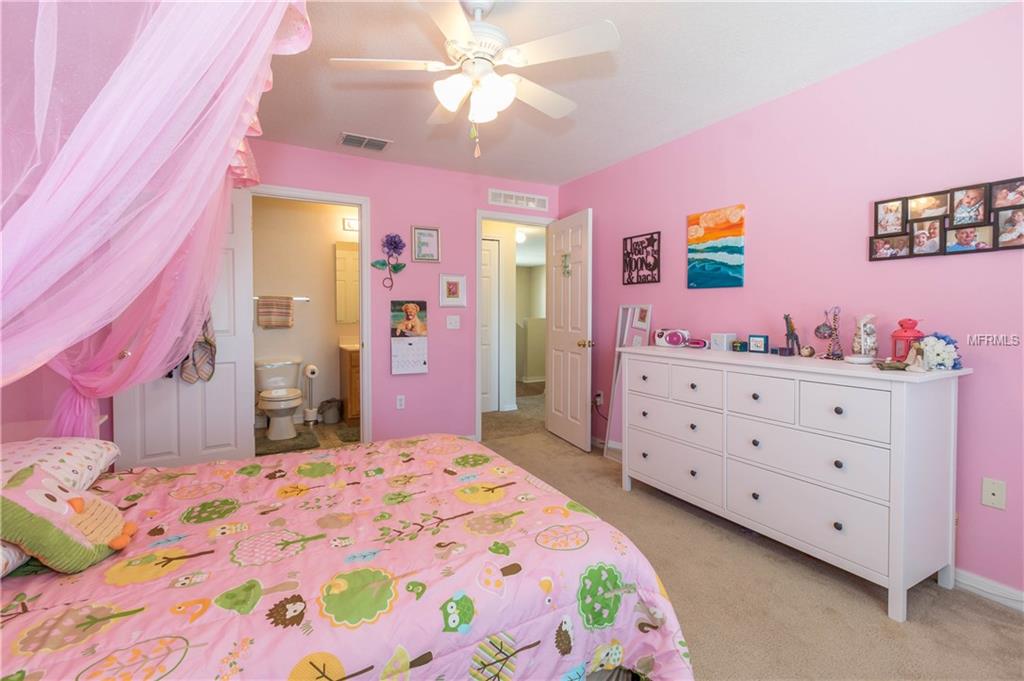 333 FISH HAWK DRIVE, WINTER HAVEN, Florida 33884, 6 Bedrooms Bedrooms, 11 Rooms Rooms,4 BathroomsBathrooms,Residential,For sale,FISH HAWK,P4718031