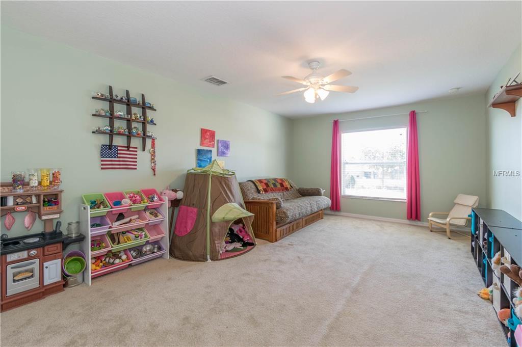 333 FISH HAWK DRIVE, WINTER HAVEN, Florida 33884, 6 Bedrooms Bedrooms, 11 Rooms Rooms,4 BathroomsBathrooms,Residential,For sale,FISH HAWK,P4718031