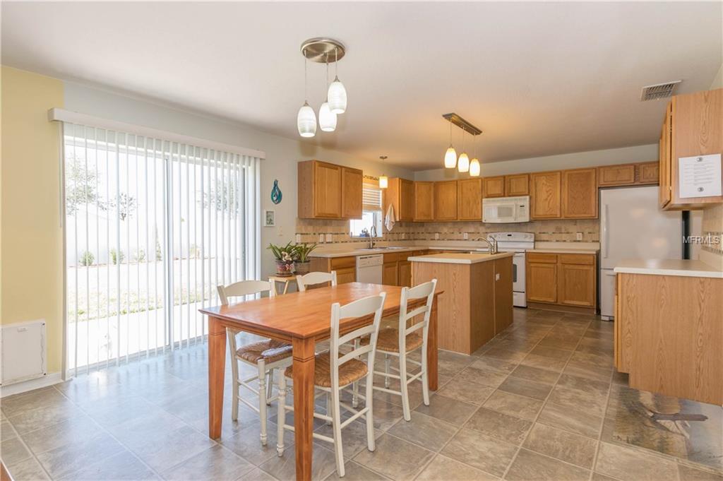 333 FISH HAWK DRIVE, WINTER HAVEN, Florida 33884, 6 Bedrooms Bedrooms, 11 Rooms Rooms,4 BathroomsBathrooms,Residential,For sale,FISH HAWK,P4718031