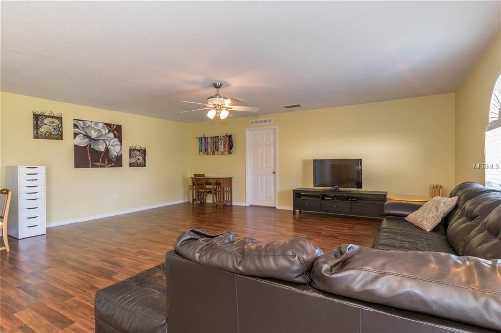 333 FISH HAWK DRIVE, WINTER HAVEN, Florida 33884, 6 Bedrooms Bedrooms, 11 Rooms Rooms,4 BathroomsBathrooms,Residential,For sale,FISH HAWK,P4718031