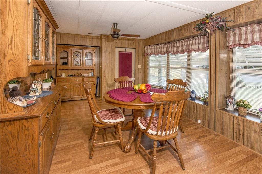 34440 OAK AVE, LEESBURG, Florida 34788, 2 Bedrooms Bedrooms, 6 Rooms Rooms,2 BathroomsBathrooms,Residential,For sale,OAK AVE,G4851558