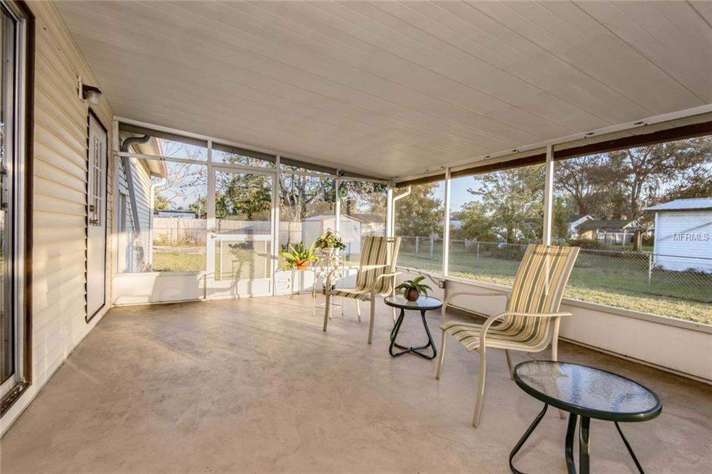 34440 OAK AVE, LEESBURG, Florida 34788, 2 Bedrooms Bedrooms, 6 Rooms Rooms,2 BathroomsBathrooms,Residential,For sale,OAK AVE,G4851558